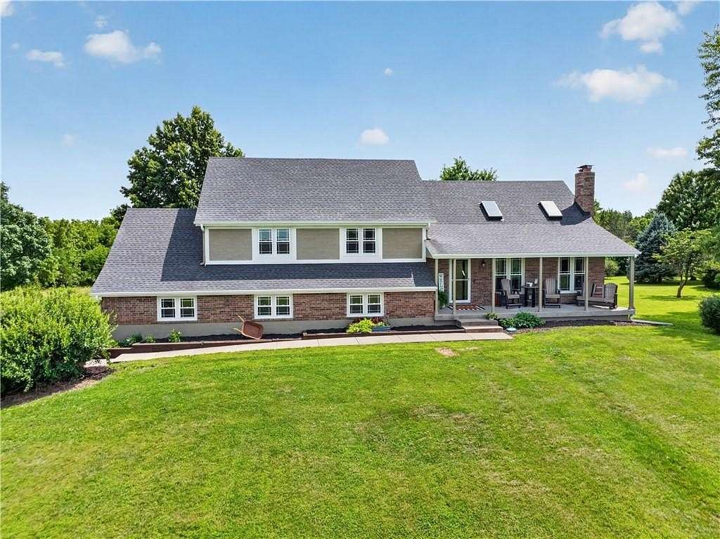 8.85 Acres of Land with Home for Sale in Kearney, Missouri