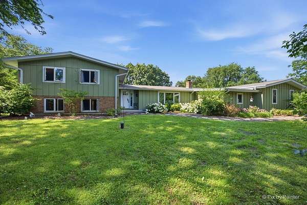 1.5 Acres of Land with Home for Sale in St Charles, Illinois