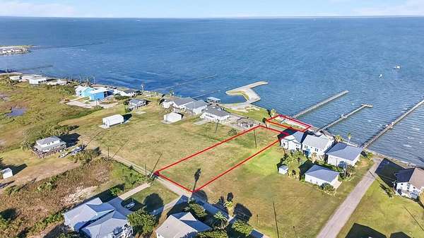 0.84 Acres of Residential Land for Sale in Rockport, Texas