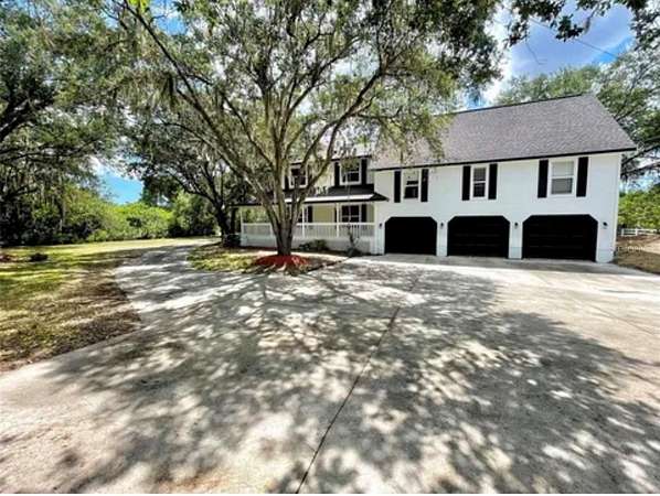 2 Acres of Land with Home for Lease in Sarasota, Florida