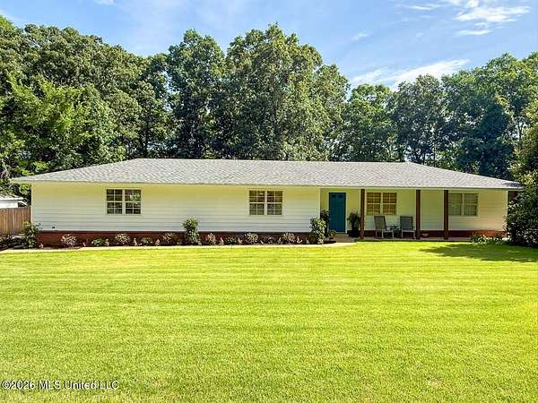 9 Acres of Land with Home for Sale in Byhalia, Mississippi