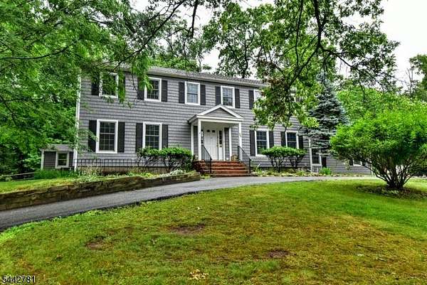 6.5 Acres of Land with Home for Lease in Allendale, New Jersey