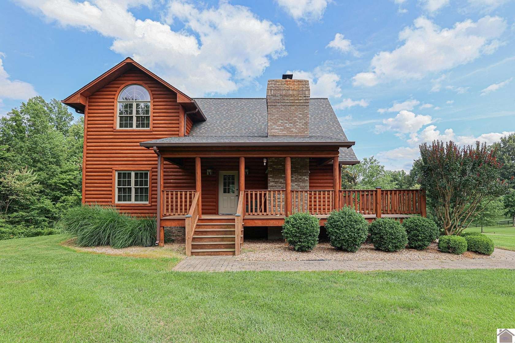 10 Acres of Land with Home for Sale in Wickliffe, Kentucky
