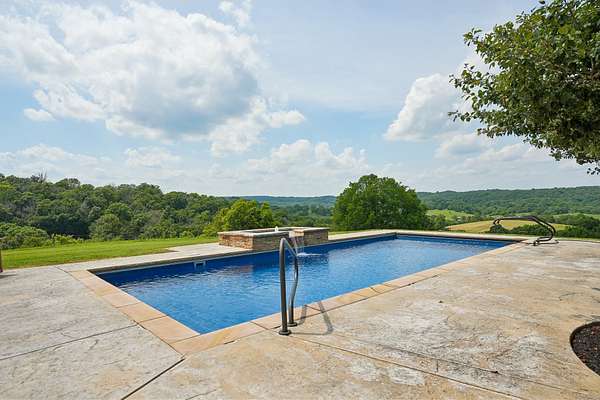 16.1 Acres of Land with Home for Sale in Gallatin, Tennessee