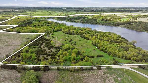 311 Acres of Recreational Land with Home for Sale in Leon, Iowa