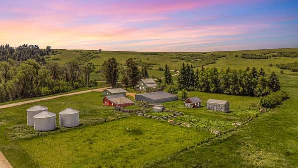 668 Acres of Land with Home for Sale in Lewistown, Montana