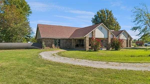 34.4 Acres of Land with Home for Sale in Claremore, Oklahoma