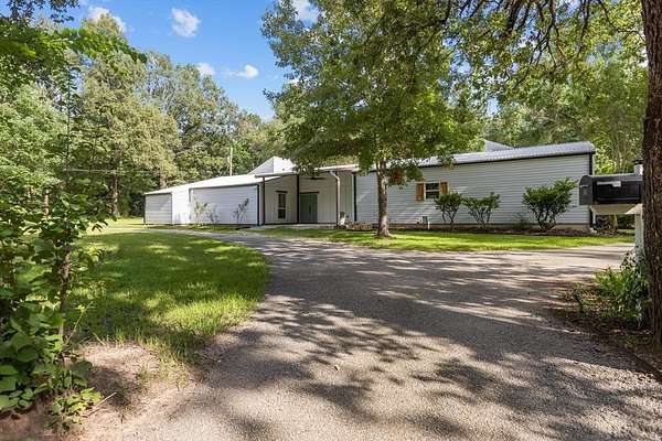 2.86 Acres of Land with Home for Sale in Lufkin, Texas