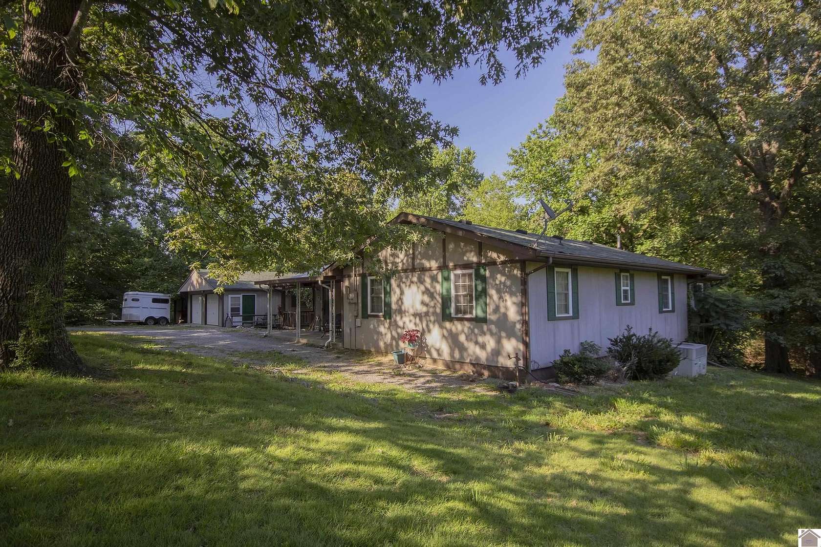 10 Acres of Recreational Land with Home for Sale in Kuttawa, Kentucky