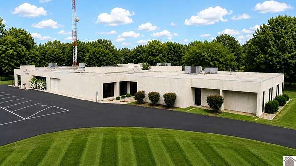 8 Acres of Commercial Land for Sale in Paducah, Kentucky