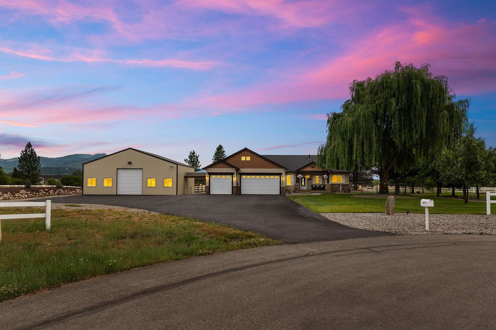 5 Acres of Land with Home for Sale in Newman Lake, Washington