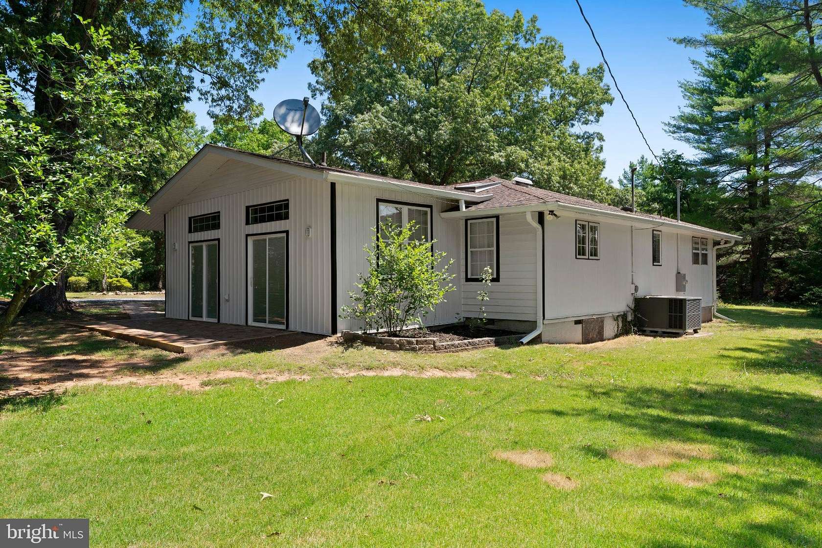 5 Acres of Land with Home for Sale in Unionville, Virginia