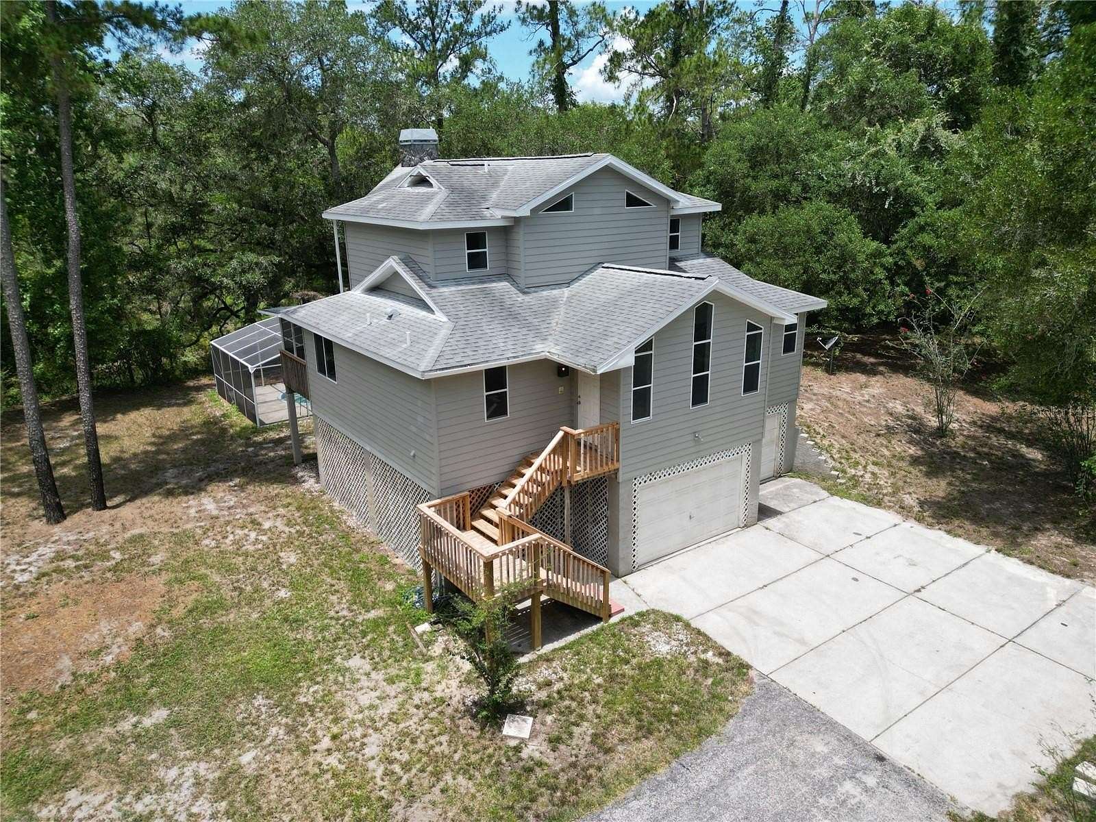 6.1 Acres of Land with Home for Sale in Dade City, Florida