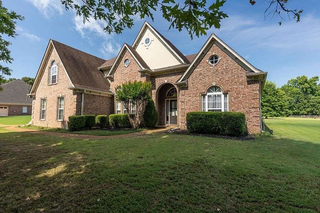 2 Acres of Land with Home for Sale in Arlington, Tennessee