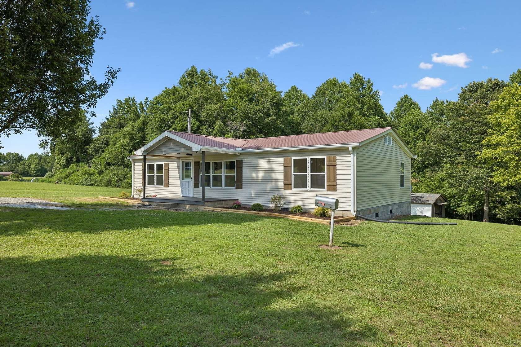 2.45 Acres of Land with Home for Sale in Silver Point, Tennessee
