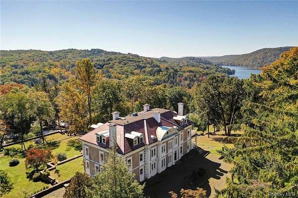 2.7 Acres of Land with Home for Sale in Tuxedo Park, New York