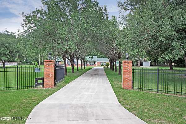 2.32 Acres of Land with Home for Lease in Jacksonville, Florida