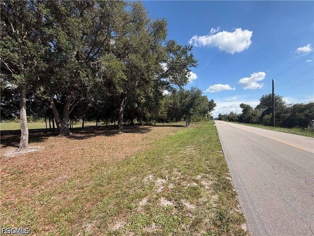 1.25 Acres of Residential Land for Sale in Clewiston, Florida