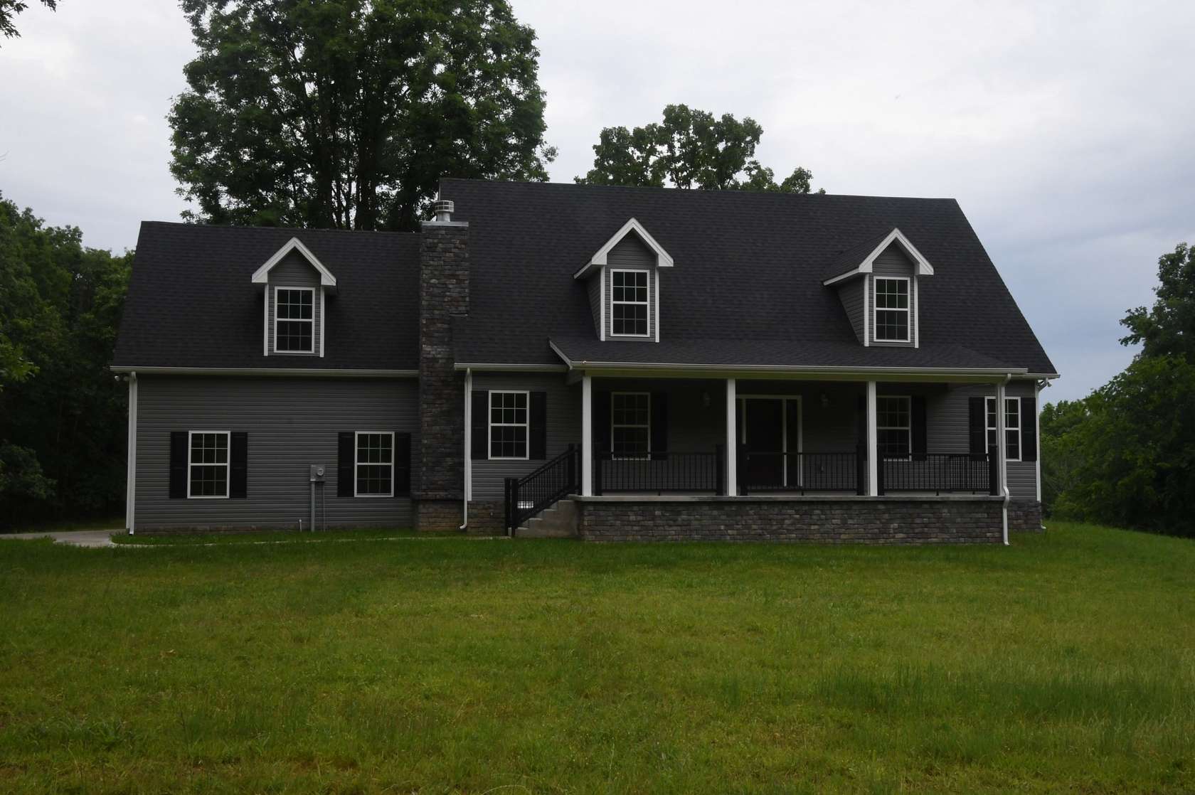 5 Acres of Land with Home for Sale in Erin, Tennessee