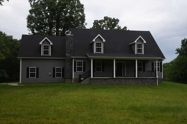 5 Acres of Land with Home for Sale in Erin, Tennessee