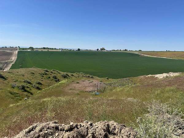 2 Acres of Residential Land for Sale in Ontario, Oregon