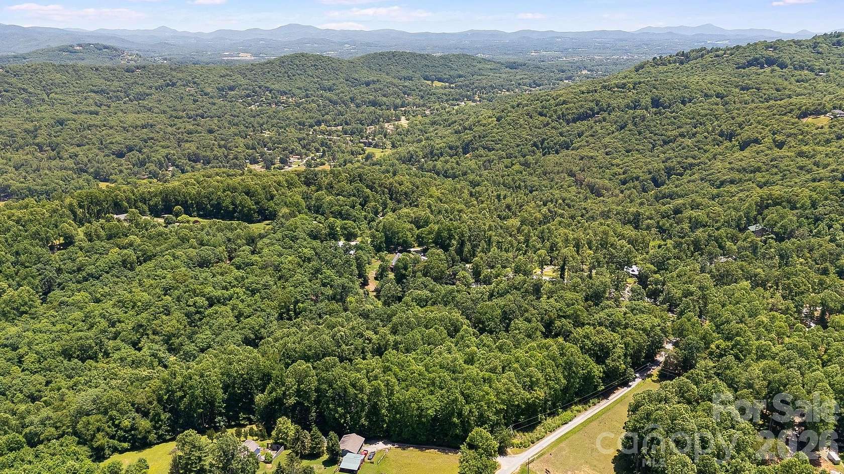 1.2 Acres of Residential Land for Sale in Hendersonville, North Carolina