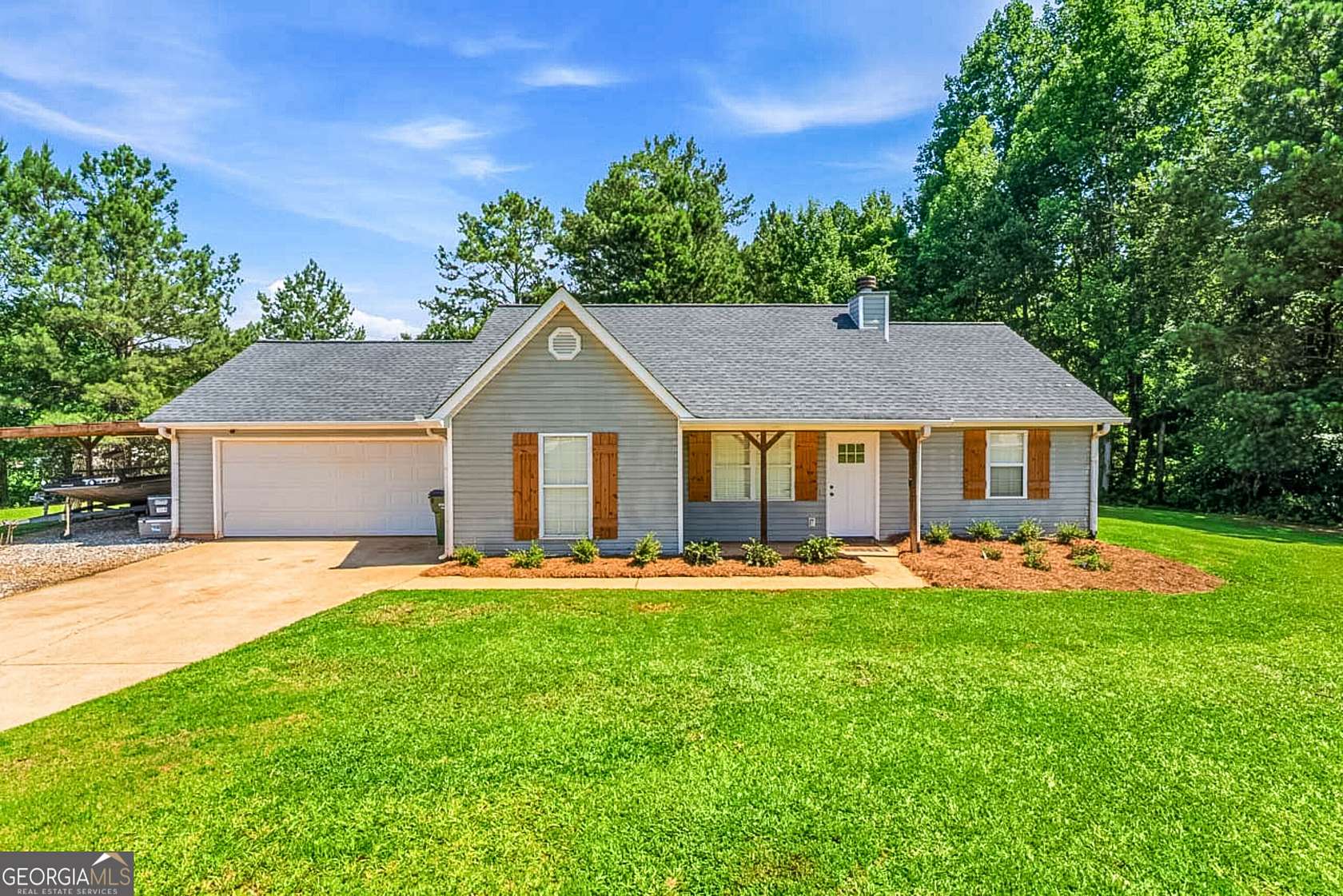 2.3 Acres of Land with Home for Sale in Jenkinsburg, Georgia