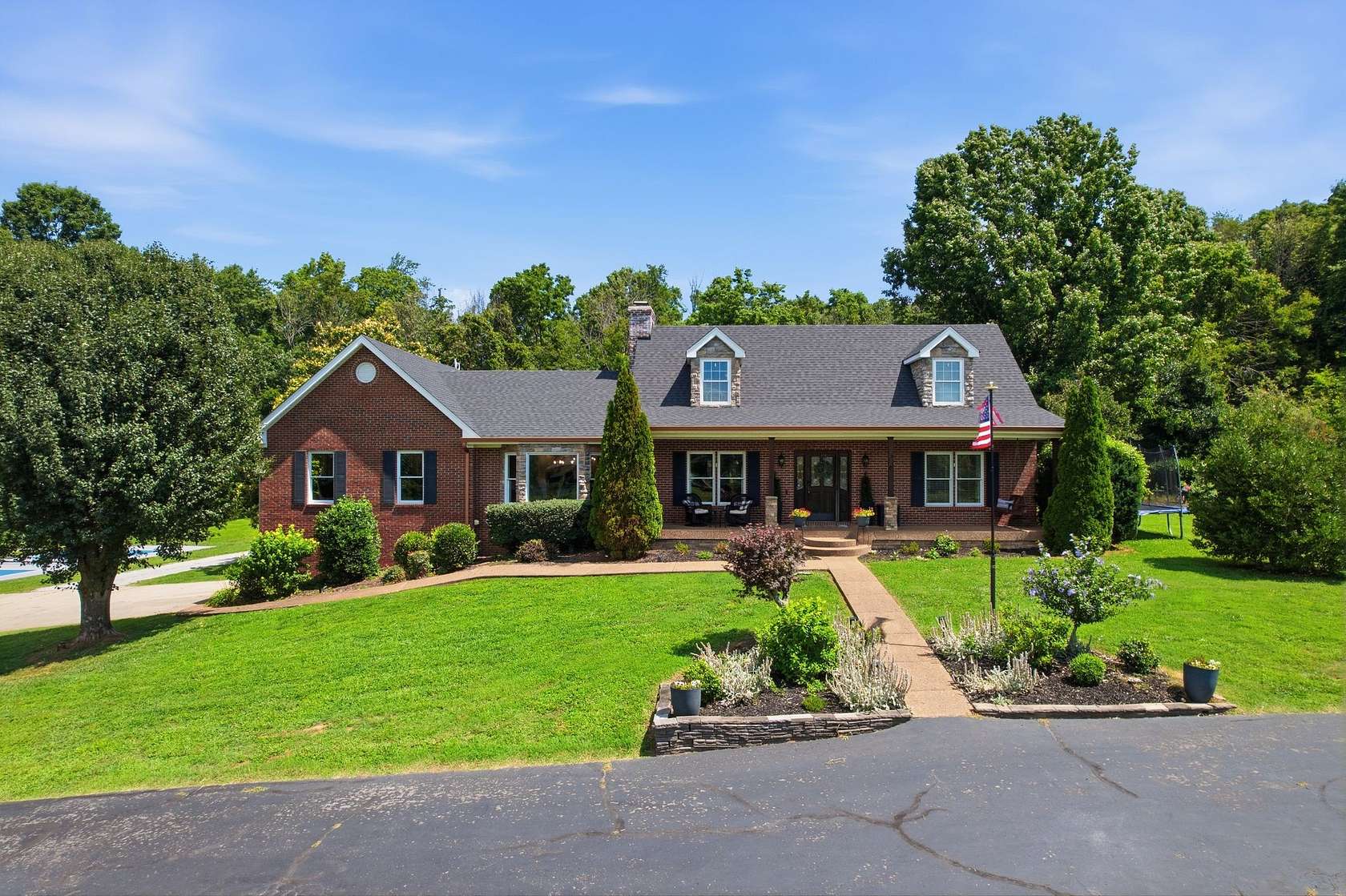 15.3 Acres of Land with Home for Sale in Arrington, Tennessee