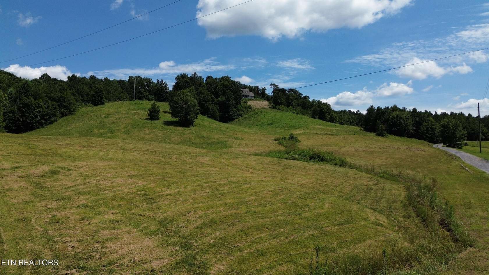 6 Acres of Land for Sale in Oldfort, Tennessee