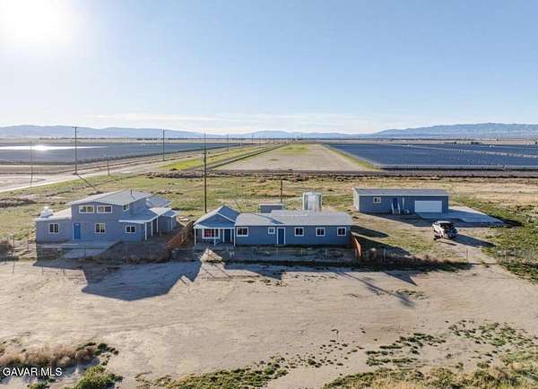 9.6 Acres of Land with Home for Sale in Rosamond, California