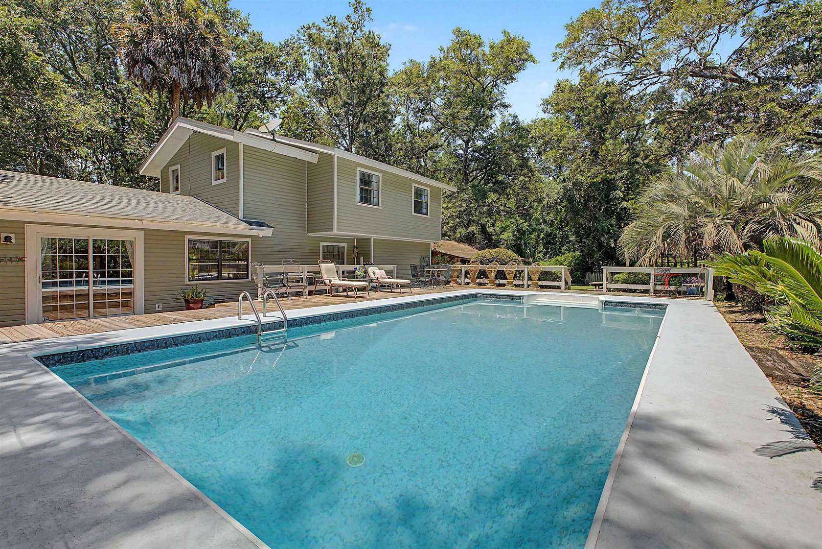 2.6 Acres of Land with Home for Sale in Crawfordville, Florida