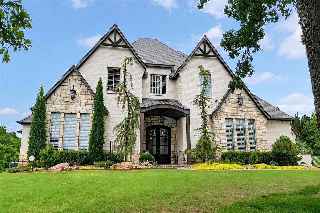 2 Acres of Land with Home for Sale in Arcadia, Oklahoma