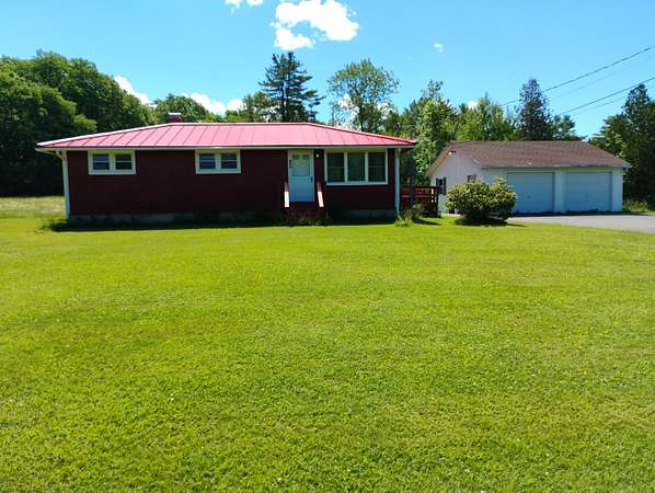 3.6 Acres of Land with Home for Sale in Dresden Town, Maine