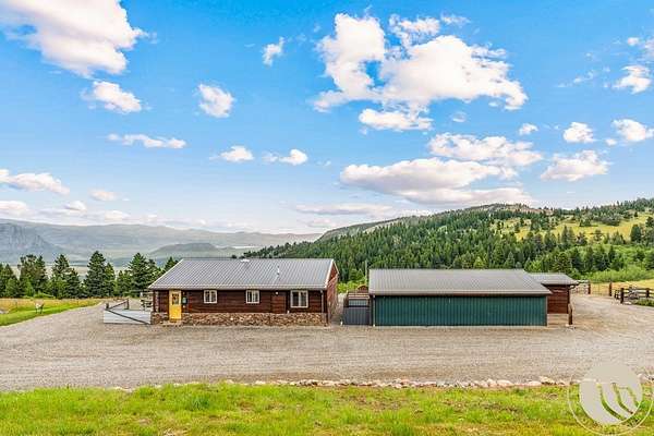 11.3 Acres of Land with Home for Sale in Nye, Montana