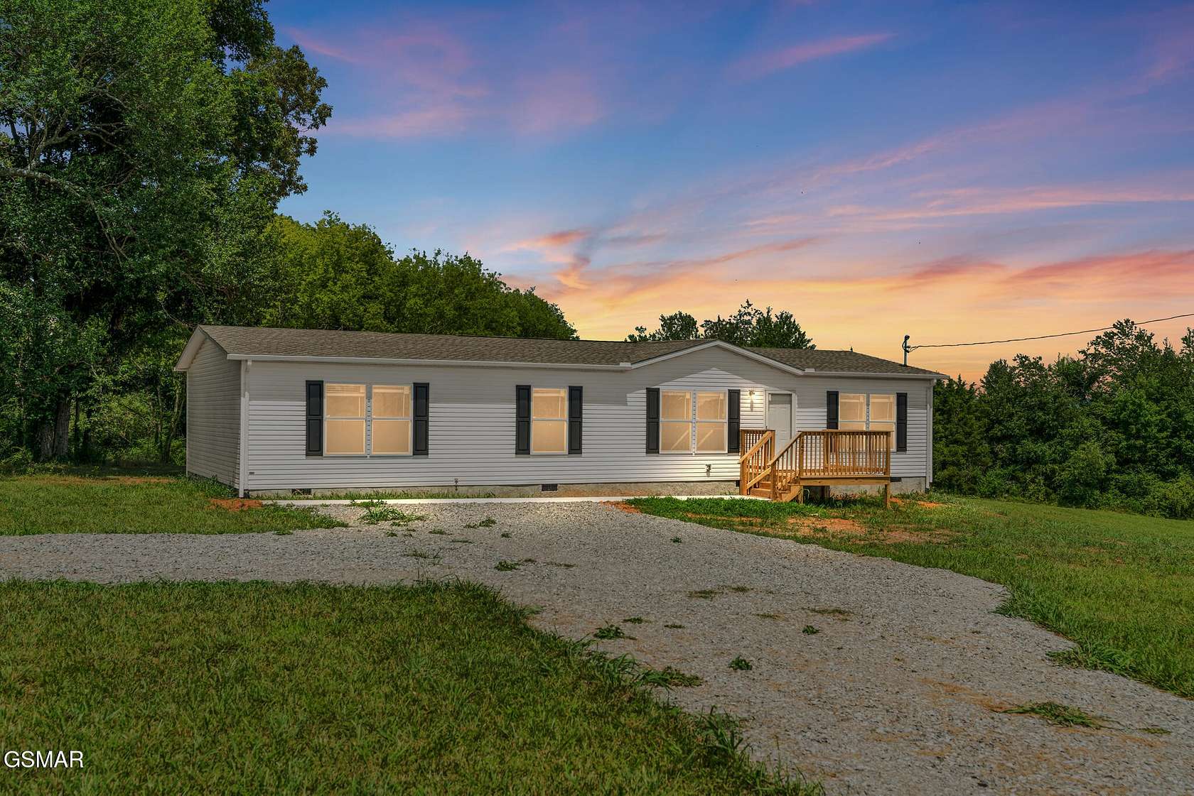 1.52 Acres of Land with Home for Sale in Madisonville, Tennessee