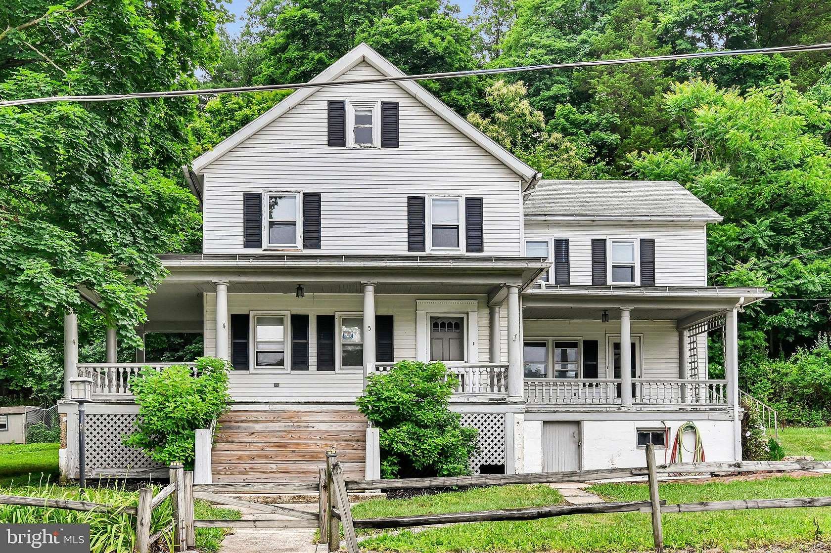 4.9 Acres of Land with Home for Sale in Pine Grove, Pennsylvania