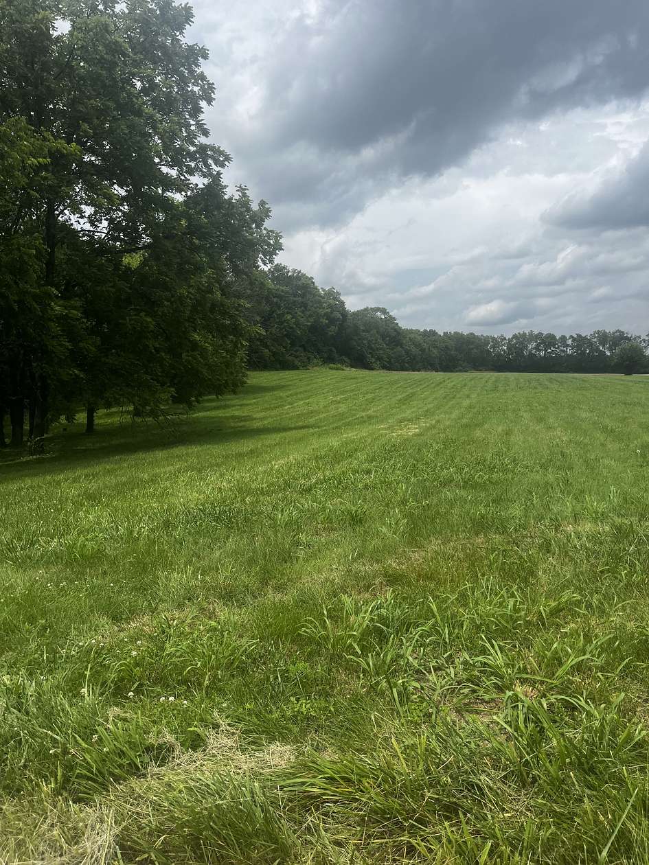 1.63 Acres of Residential Land for Sale in Gallatin, Tennessee