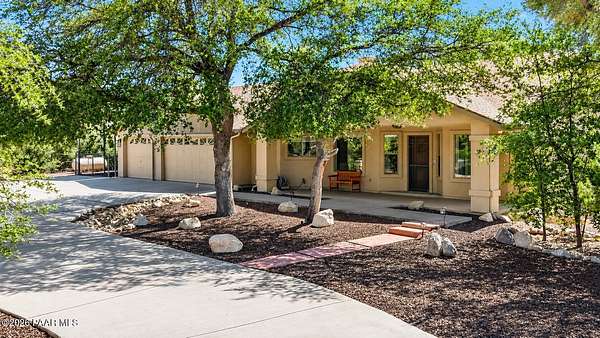 1.6 Acres of Land with Home for Sale in Prescott, Arizona