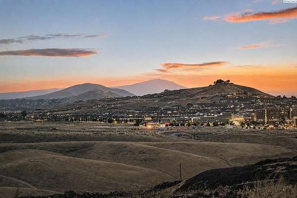 0.55 Acres of Residential Land for Sale in Kennewick, Washington