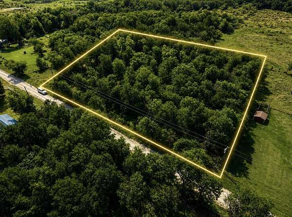 2.5 Acres of Residential Land for Sale in Kerens, Texas