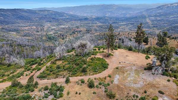 4.75 Acres of Residential Land for Sale in Auberry, California