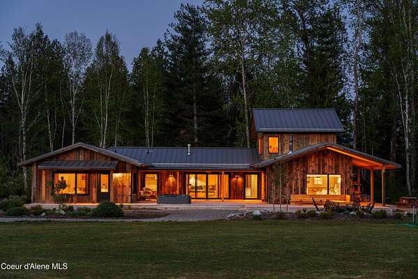 10 Acres of Land with Home for Sale in Sandpoint, Idaho