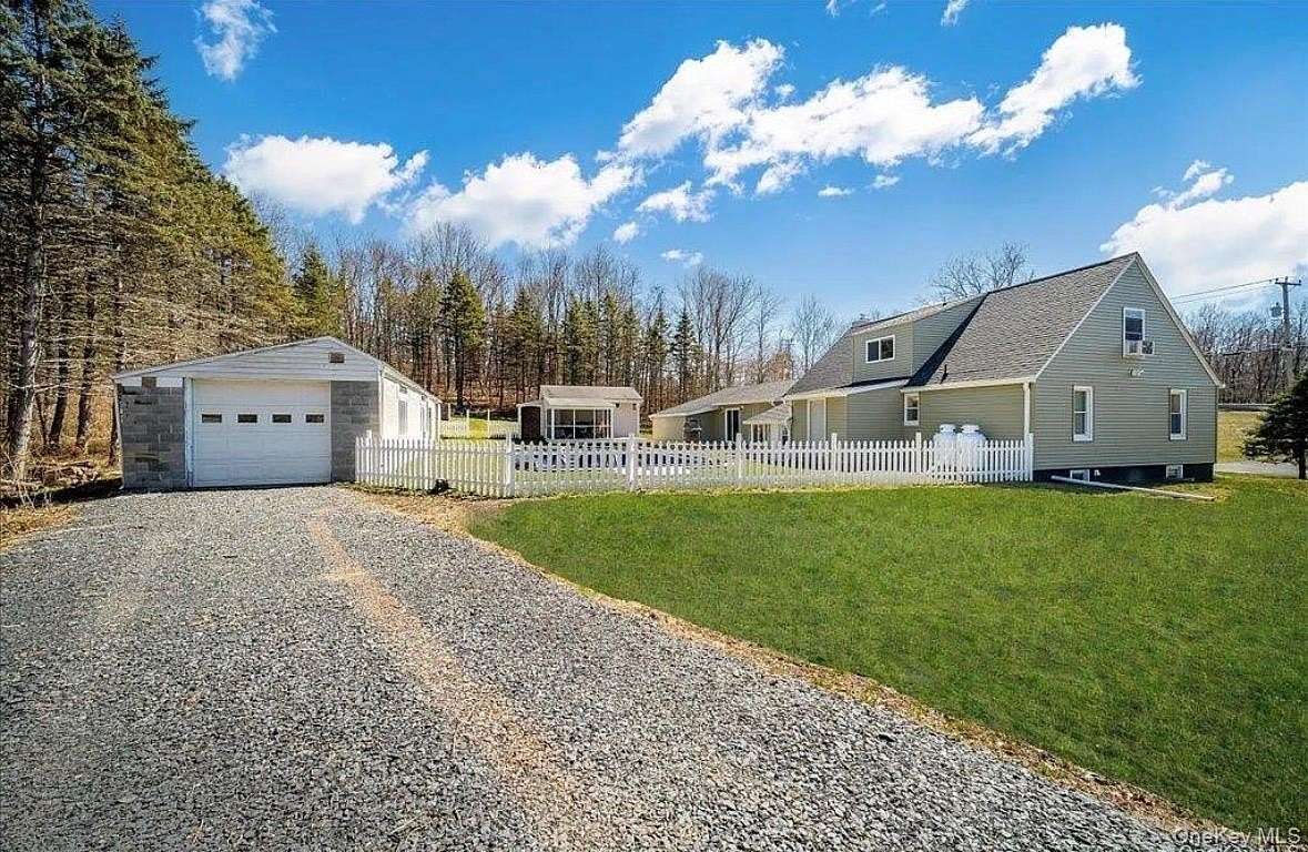 1.83 Acres of Land with Home for Sale in Wallkill, New York