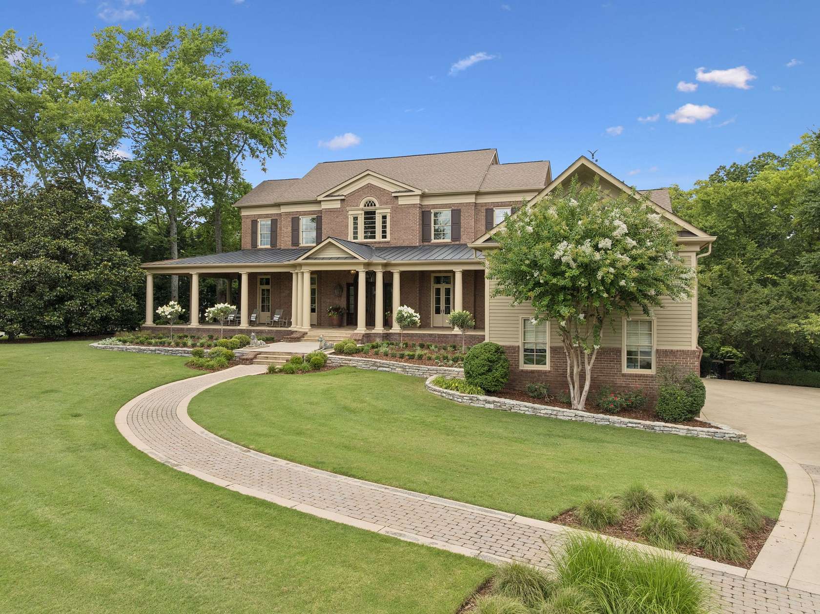 1.83 Acres of Land with Home for Sale in Brentwood, Tennessee