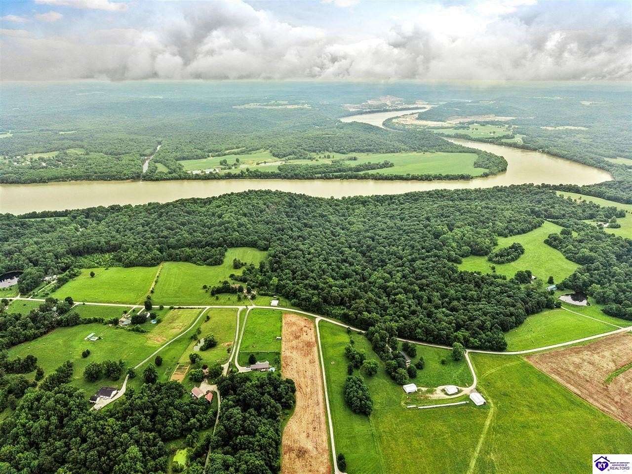 28 Acres of Recreational & Residential Land for Sale in Battletown, Kentucky