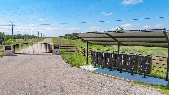 2.22 Acres of Residential Land for Sale in Glen Rose, Texas