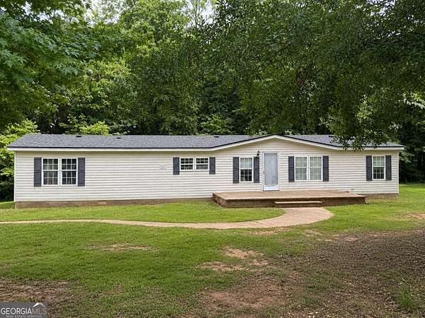 5.1 Acres of Land with Home for Sale in Winterville, Georgia
