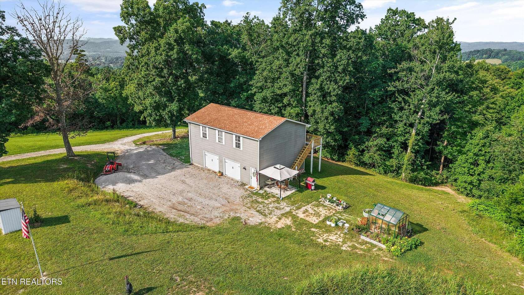 17 Acres of Land with Home for Sale in Sharps Chapel, Tennessee