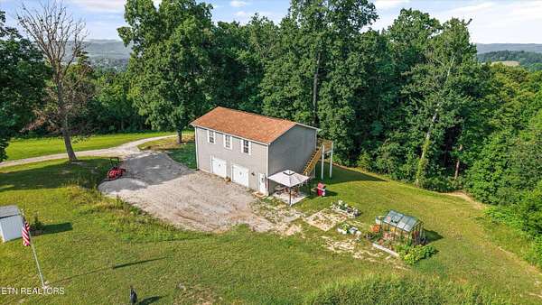 17 Acres of Land with Home for Sale in Sharps Chapel, Tennessee