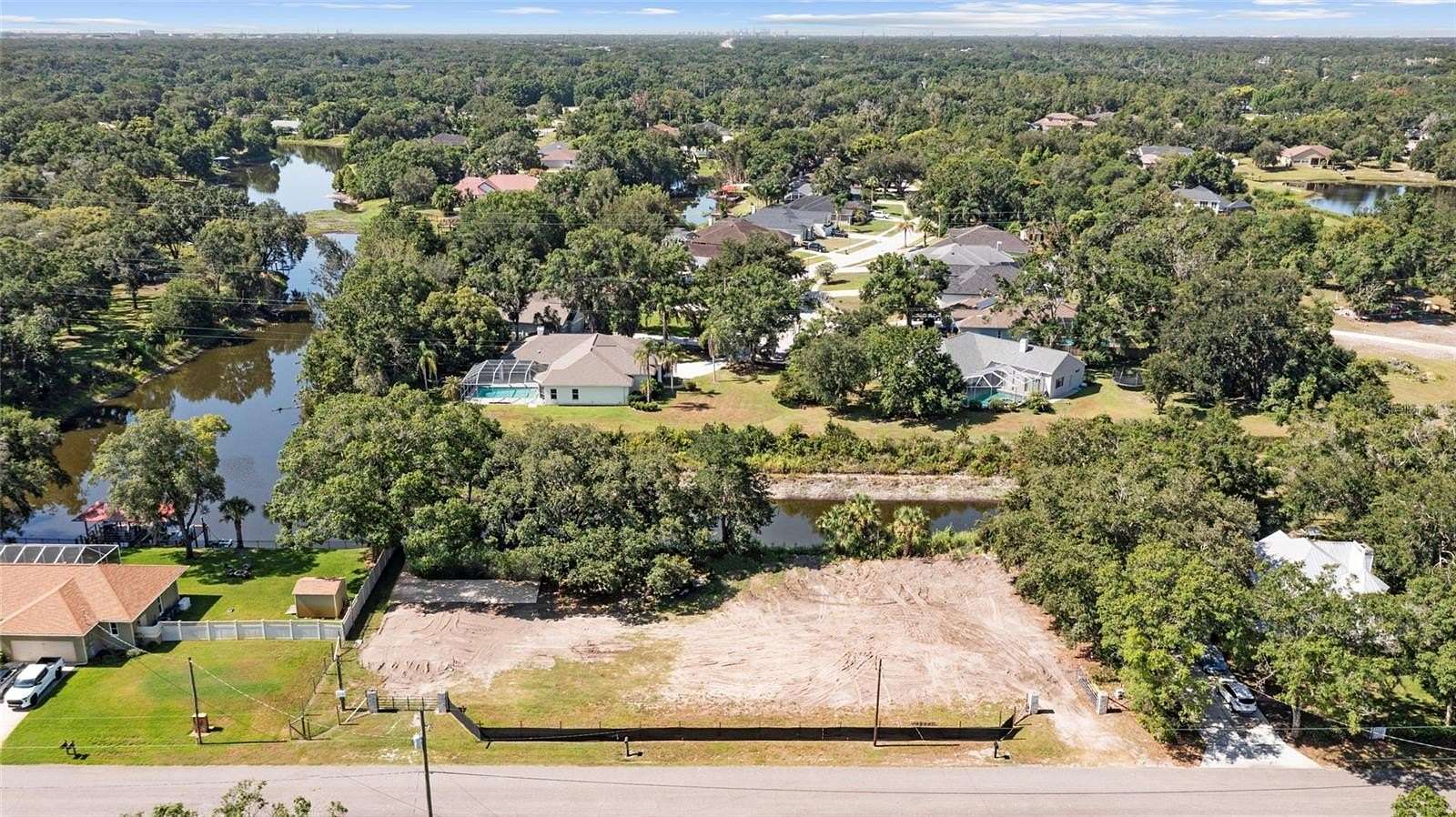 1 Acre of Residential Land for Sale in Lutz, Florida